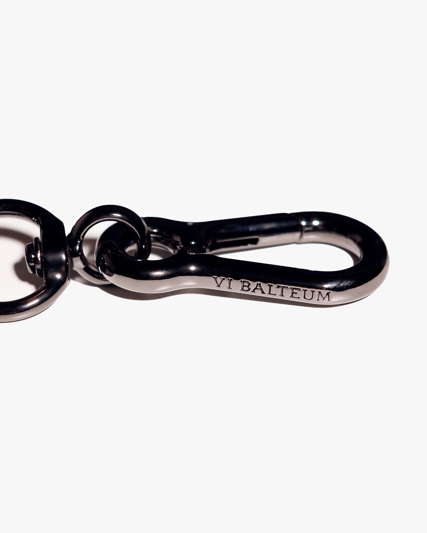 Balteum Black